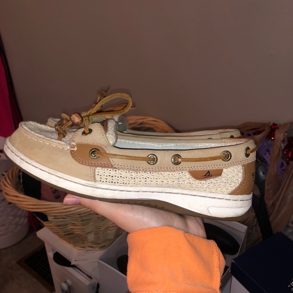 lace sperrys